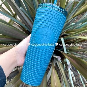 ✨NEW✨Starbucks 2023 ‘Subzero Soft Touch Grid’ Blue Venti Tumbler